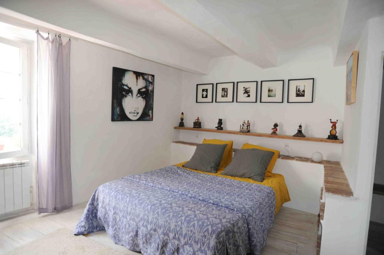 Appartement Dans Le Ciel Tourtour Kültér fotó